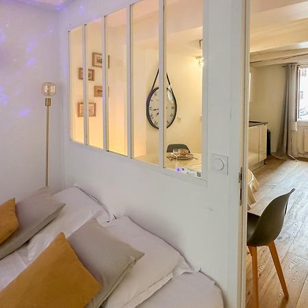 Night Desires Vieille Ville Annecy Charmant Exterior photo